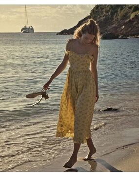 Doen Wendelin Dress in Yellow Floral Size M